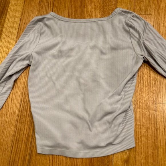 HOLLISTER TOP - Picture 3 of 3